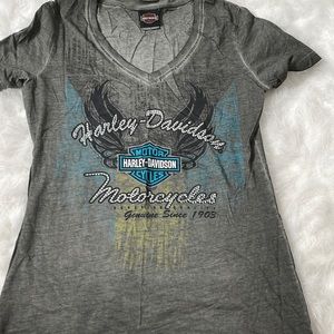 Women’s Harley-Davidson V-neck shirt.